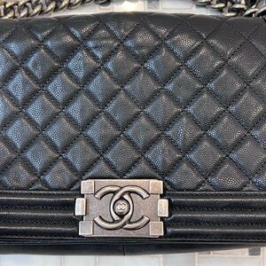 AUTHENTIC Chanel Boybag